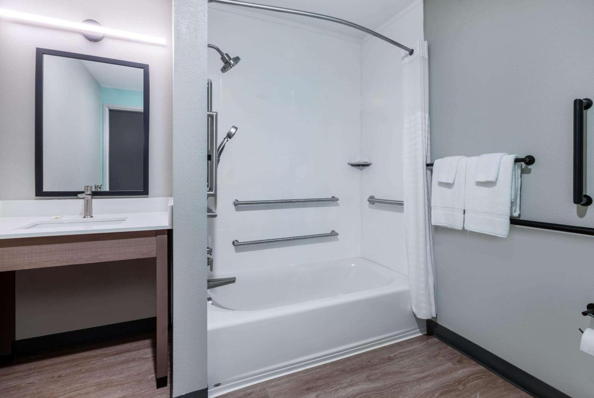 Echo Suites Extended Stay By Wyndham Richmond West Innsbrook Екстериор снимка